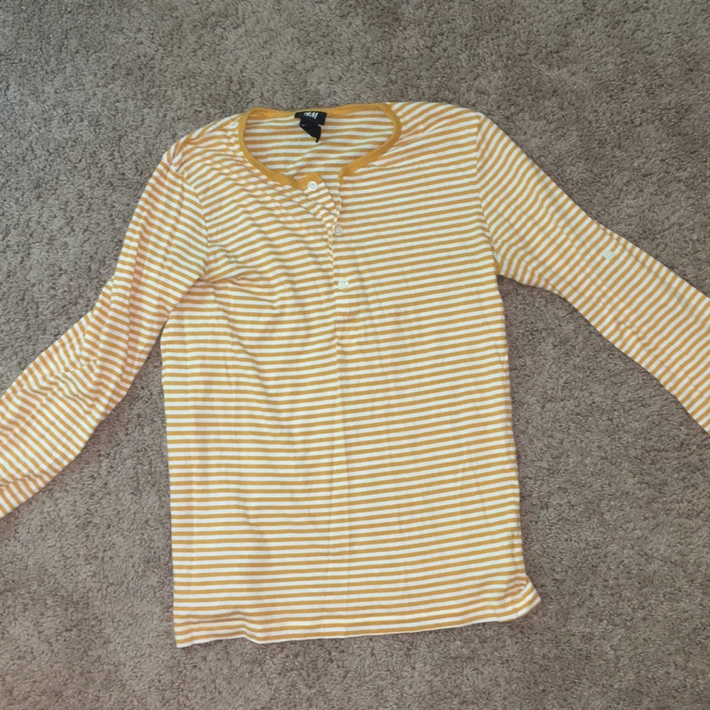 H&M long sleeve top
